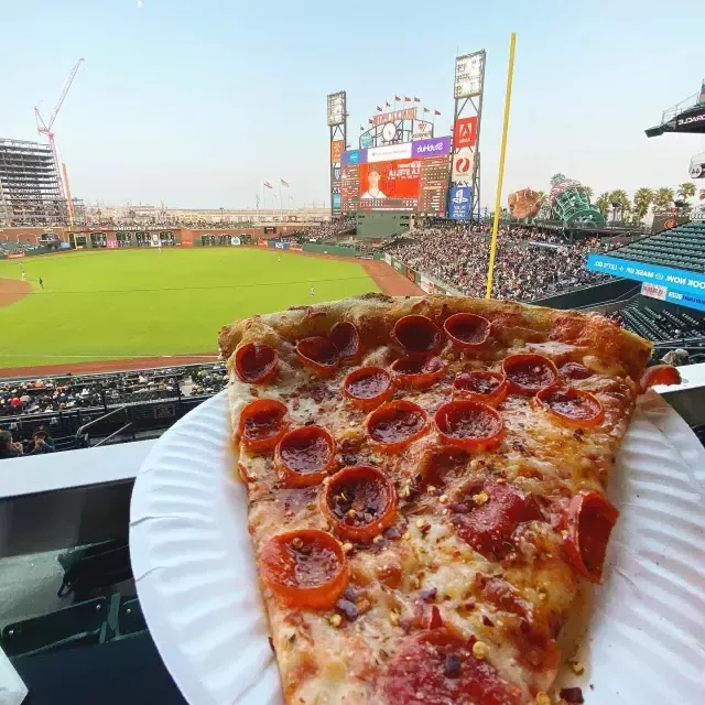 Pizza im Oracle Park